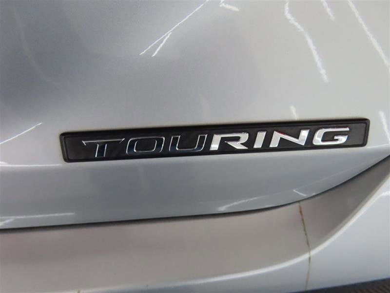 Used 2022 Toyota Avalon Touring w/ Advanced Safety Package image 13