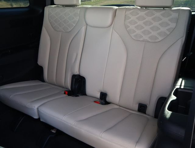 Used 2022 Hyundai Palisade Calligraphy image 22