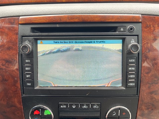 Used 2007 Chevrolet Avalanche LTZ w/ LTZ Preferred Equipment Group RWD image 24