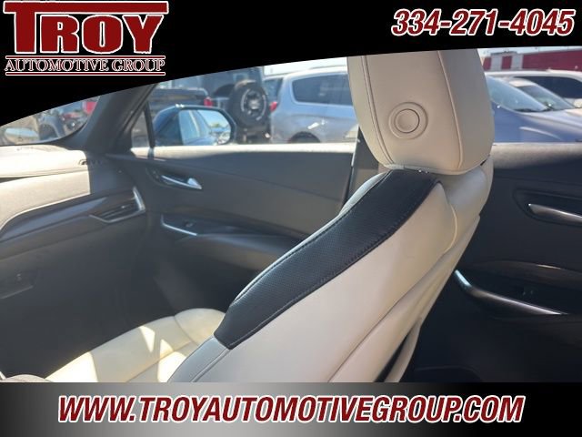 Used 2019 Cadillac XT4 Sport AWD/4WD image 29