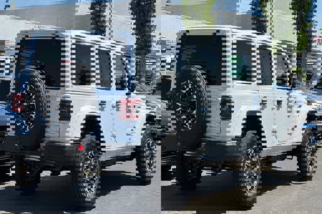 New 2025 Jeep Wrangler Unlimited Sahara w/ Safety Group image 4