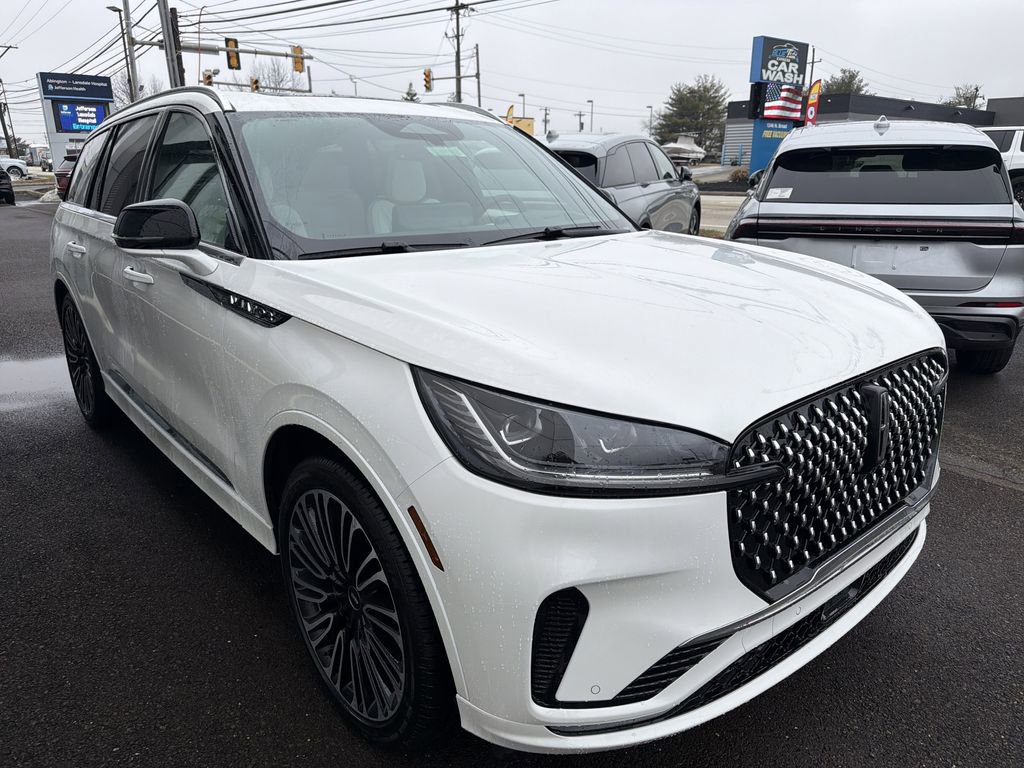 New 2026 Lincoln Aviator Black Label w/ Dynamic Handling Package image 4