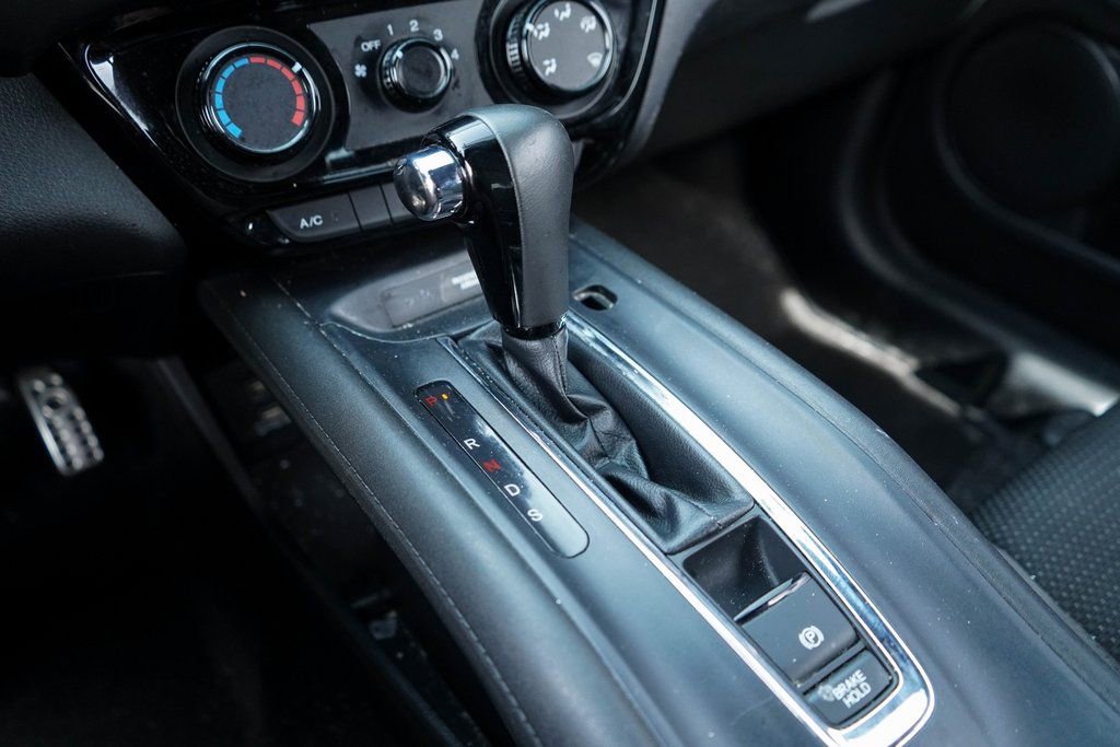 Used 2022 Honda HR-V Sport image 22