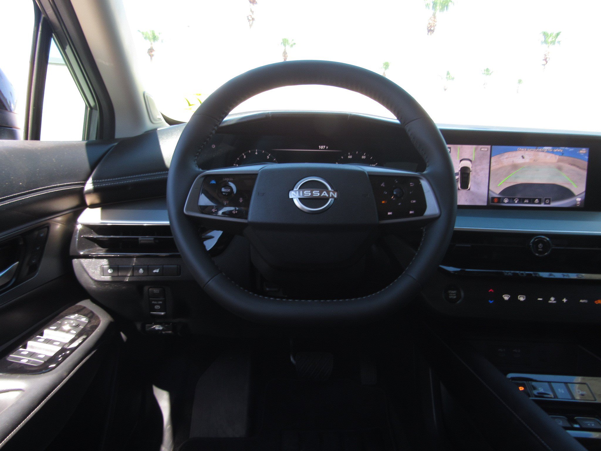 Used 2025 Nissan Murano SL AWD/4WD image 25