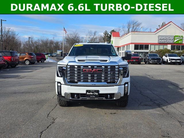 Used 2024 GMC Sierra 2500 Denali w/ Denali Reserve Package image 3