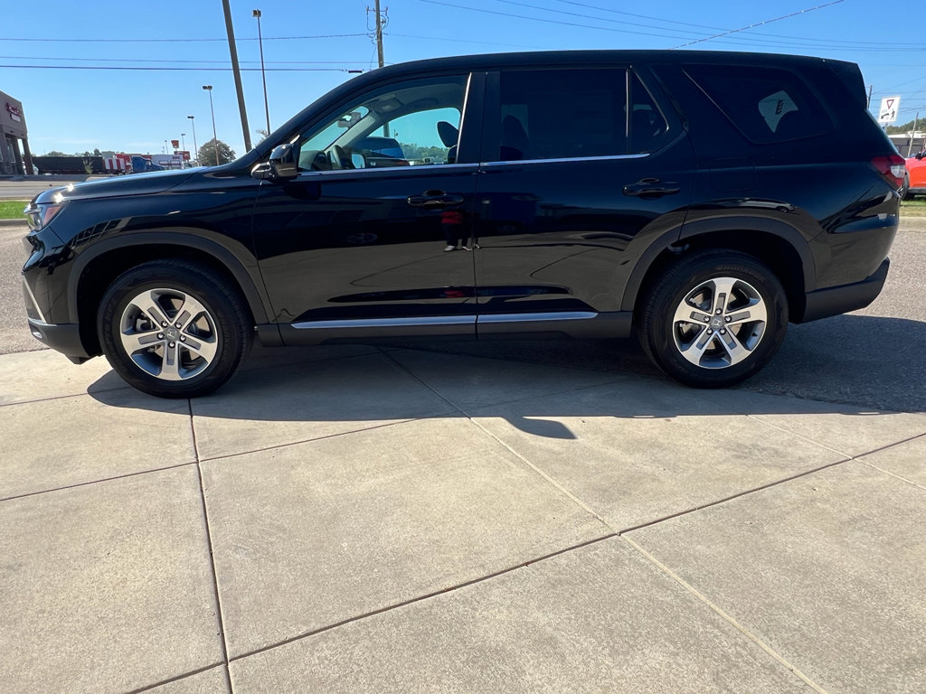New 2025 Honda Pilot EX-L image 5