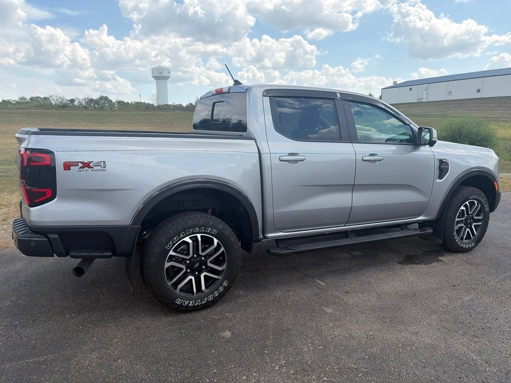 Used 2024 Ford Ranger Lariat w/ FX4 Off-Road Package AWD/4WD image 4