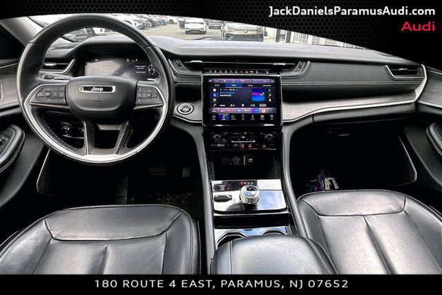 Used 2021 Jeep Grand Cherokee L Limited AWD/4WD image 12