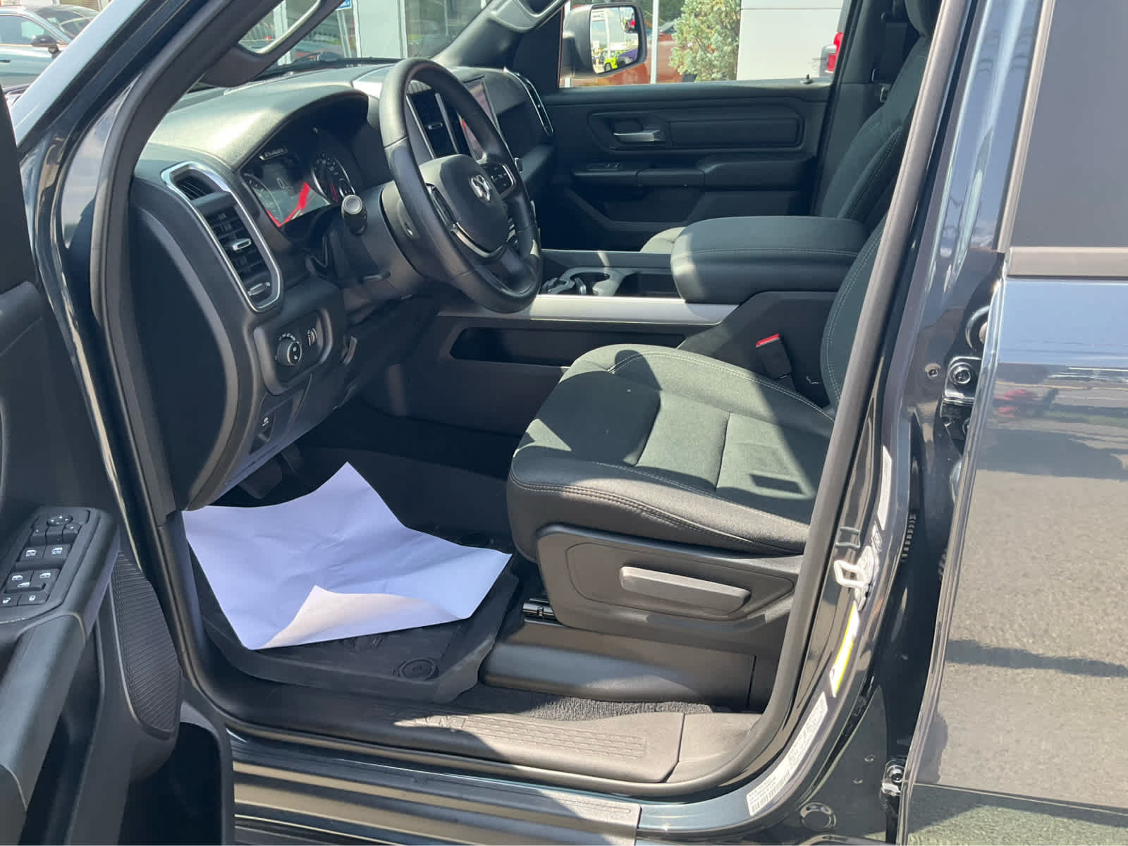 Used 2025 RAM 1500 Tradesman AWD/4WD image 5