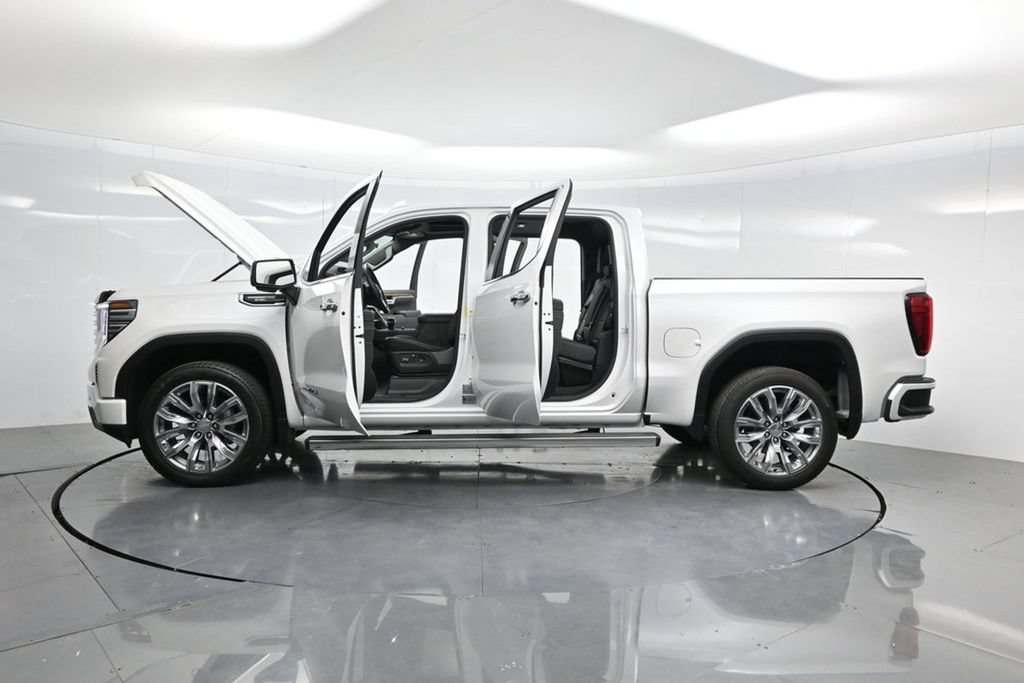 Used 2023 GMC Sierra 1500 Denali w/ Denali Reserve Package AWD/4WD image 56