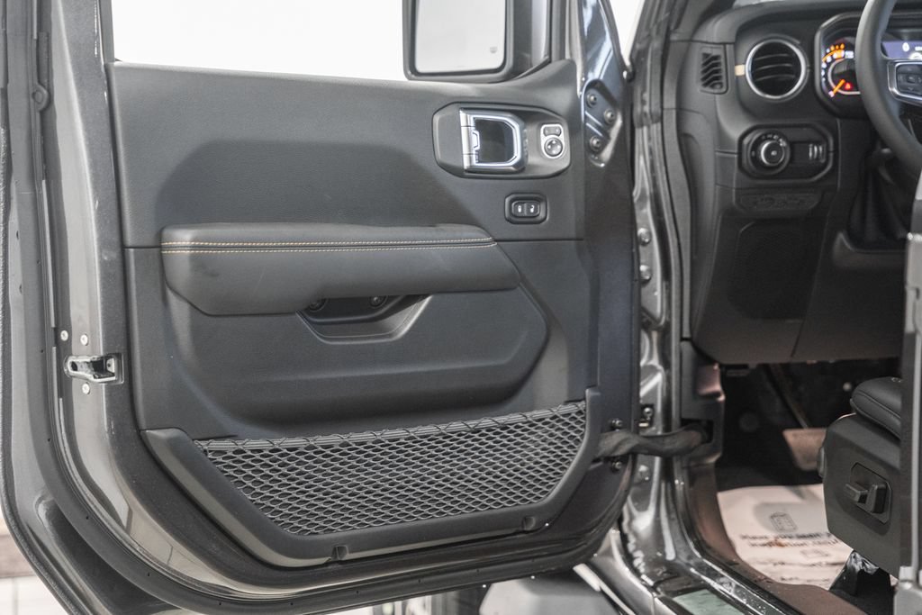 New 2026 Jeep Wrangler Unlimited Sahara w/ Safety Group AWD/4WD image 37