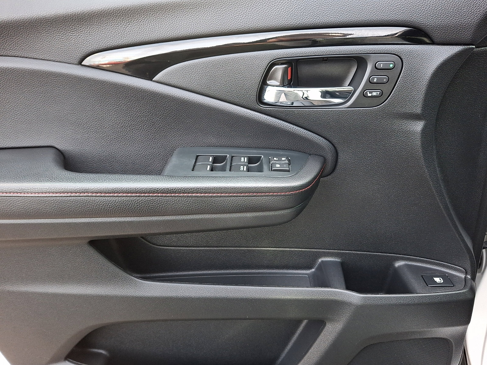 Certified 2023 Honda Ridgeline Black Edition image 11