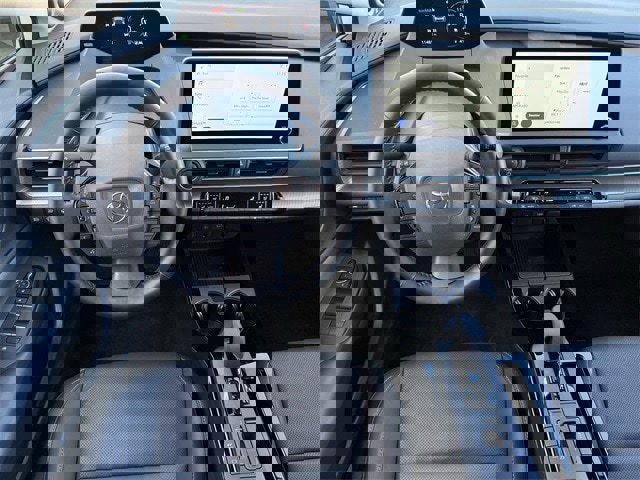 Used 2024 Toyota Prius Limited image 11