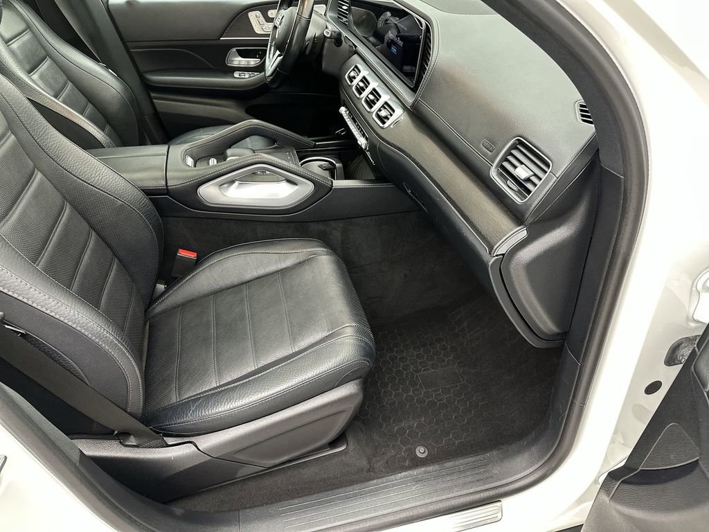 Used 2021 Mercedes-Benz GLS 450 4MATIC image 26