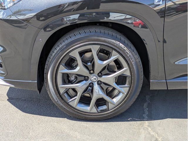 New 2026 Lexus TX 500h AWD image 9