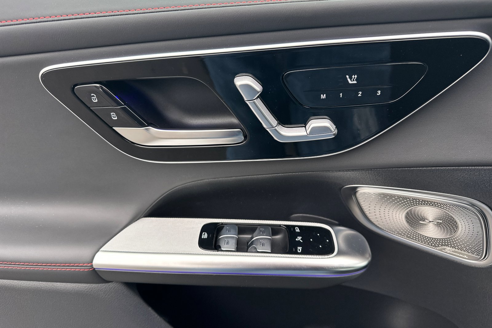 New 2026 Mercedes-Benz GLC 43 AMG 4MATIC Coupe image 11