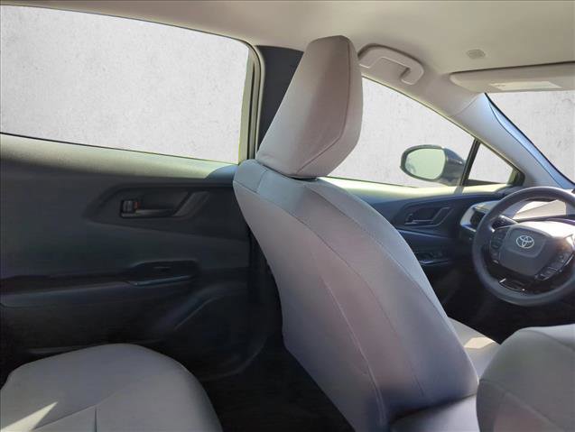 Used 2024 Toyota Prius LE image 21