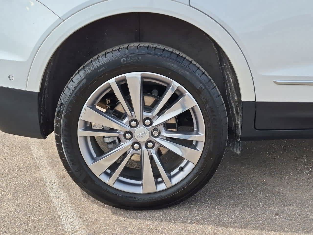 Used 2024 Cadillac XT5 Premium Luxury w/ Technology Package AWD/4WD image 13