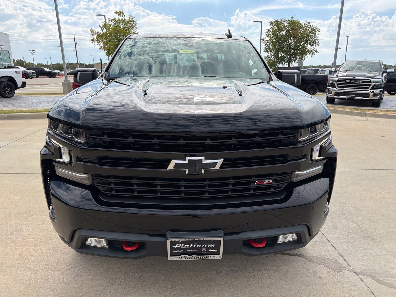 Used 2021 Chevrolet Silverado 1500 LT Trail Boss w/ Convenience Package II AWD/4WD image 8