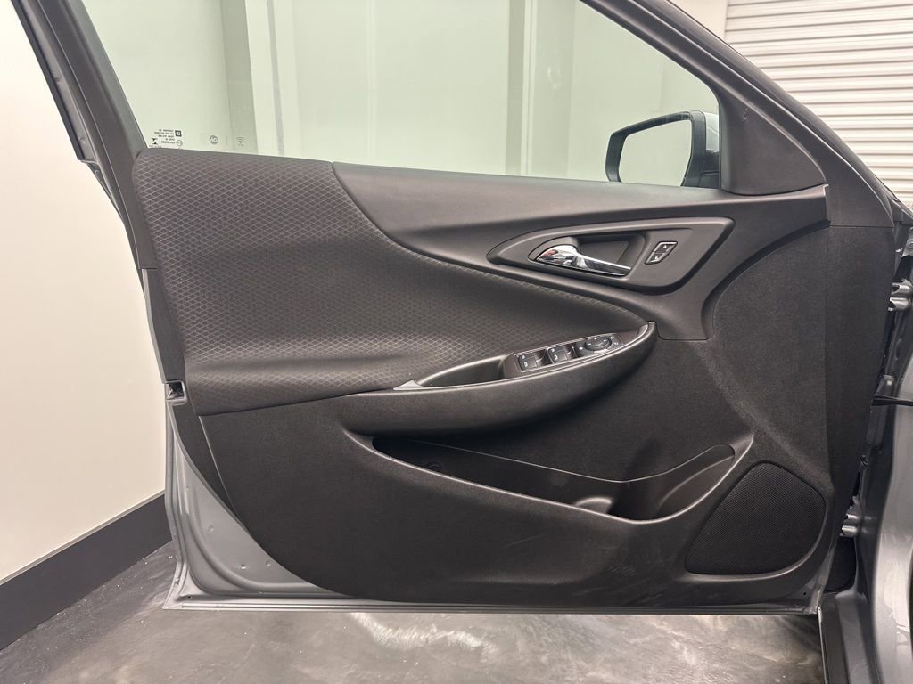 Used 2024 Chevrolet Malibu LT image 16