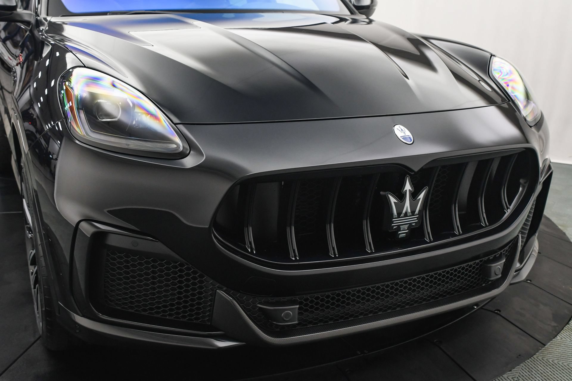 Used 2025 Maserati Grecale Modena AWD/4WD image 25