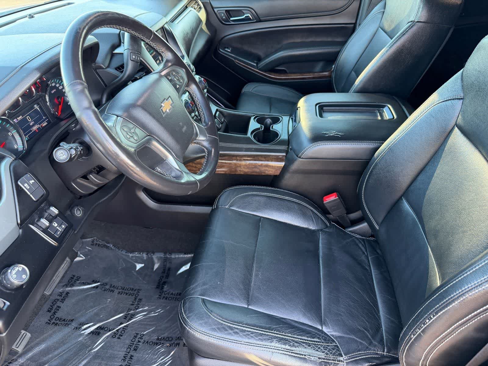 Used 2018 Chevrolet Suburban LS w/ All-Season Package RWD image 12