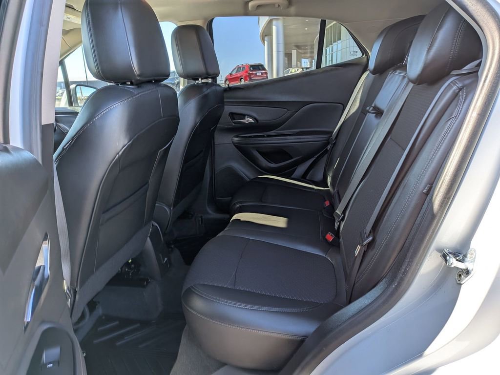 Used 2022 Buick Encore Preferred w/ Safety Package AWD/4WD image 19