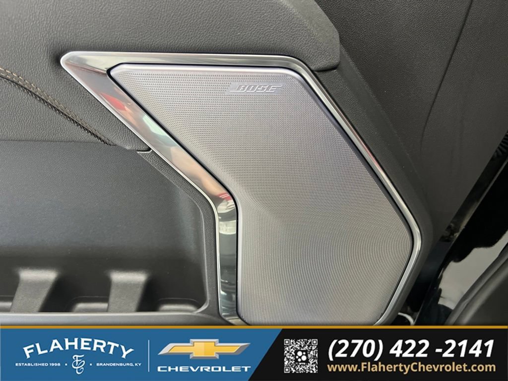 Used 2026 Chevrolet Silverado 2500 High Country w/ Midnight Edition AWD/4WD image 18