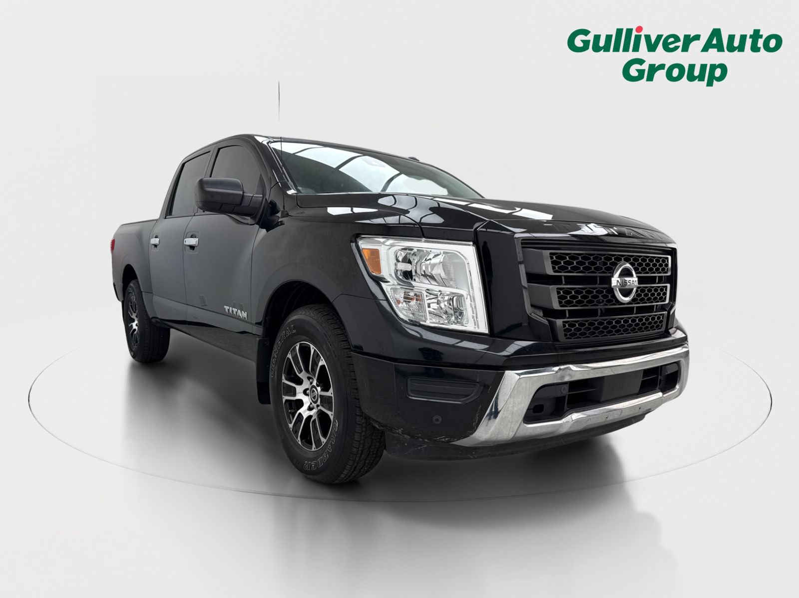 Used 2021 Nissan Titan SV w/ SV Convenience Package RWD image 13