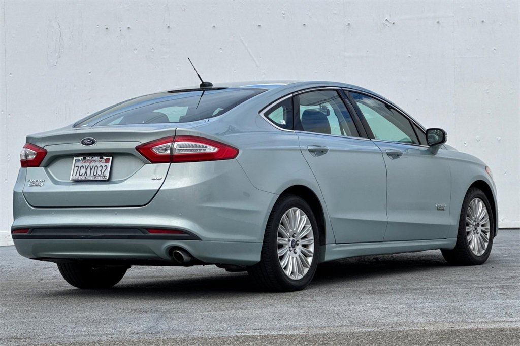 Used 2013 Ford Fusion Energi SE image 4