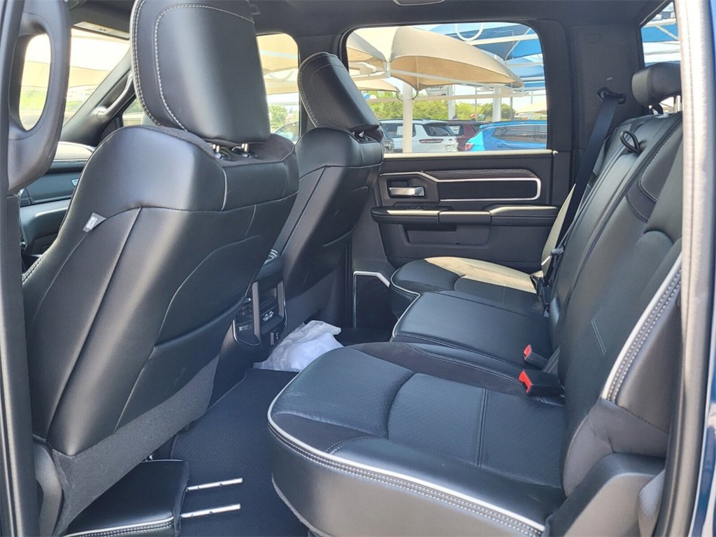 Used 2024 RAM 2500 Laramie w/ Sport Appearance Package image 12