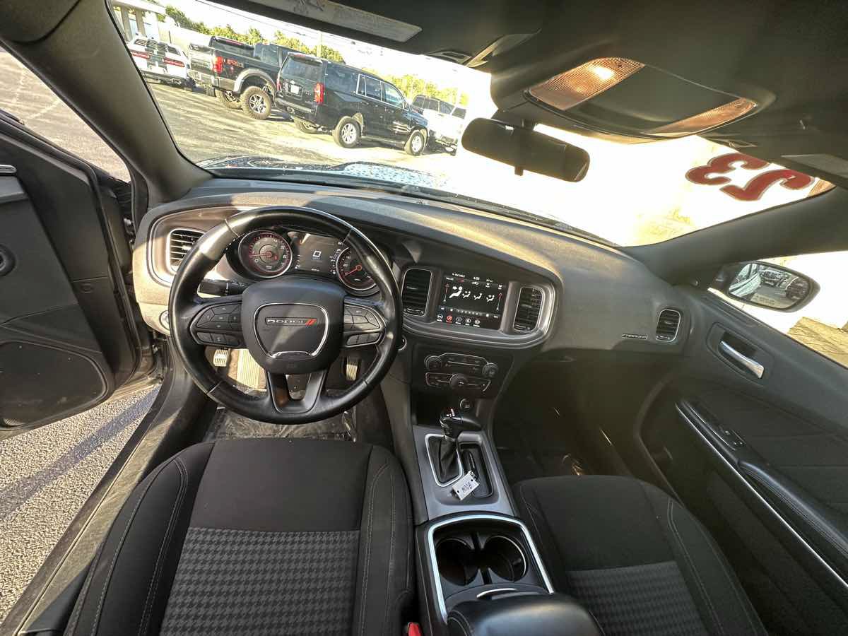 Used 2023 Dodge Charger SXT RWD image 11