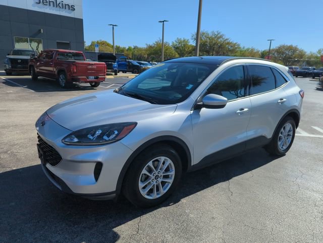Used 2020 Ford Escape SE image 14