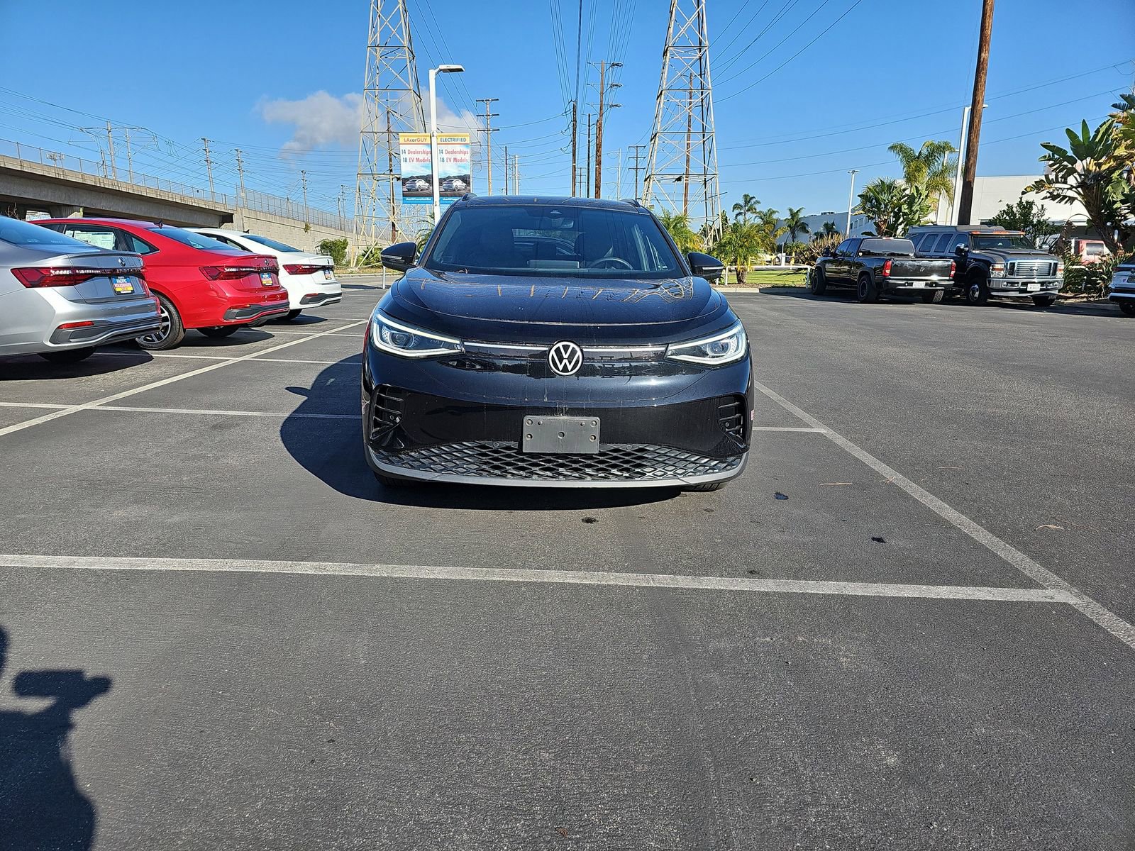 Used 2023 Volkswagen ID.4 Pro S image 2