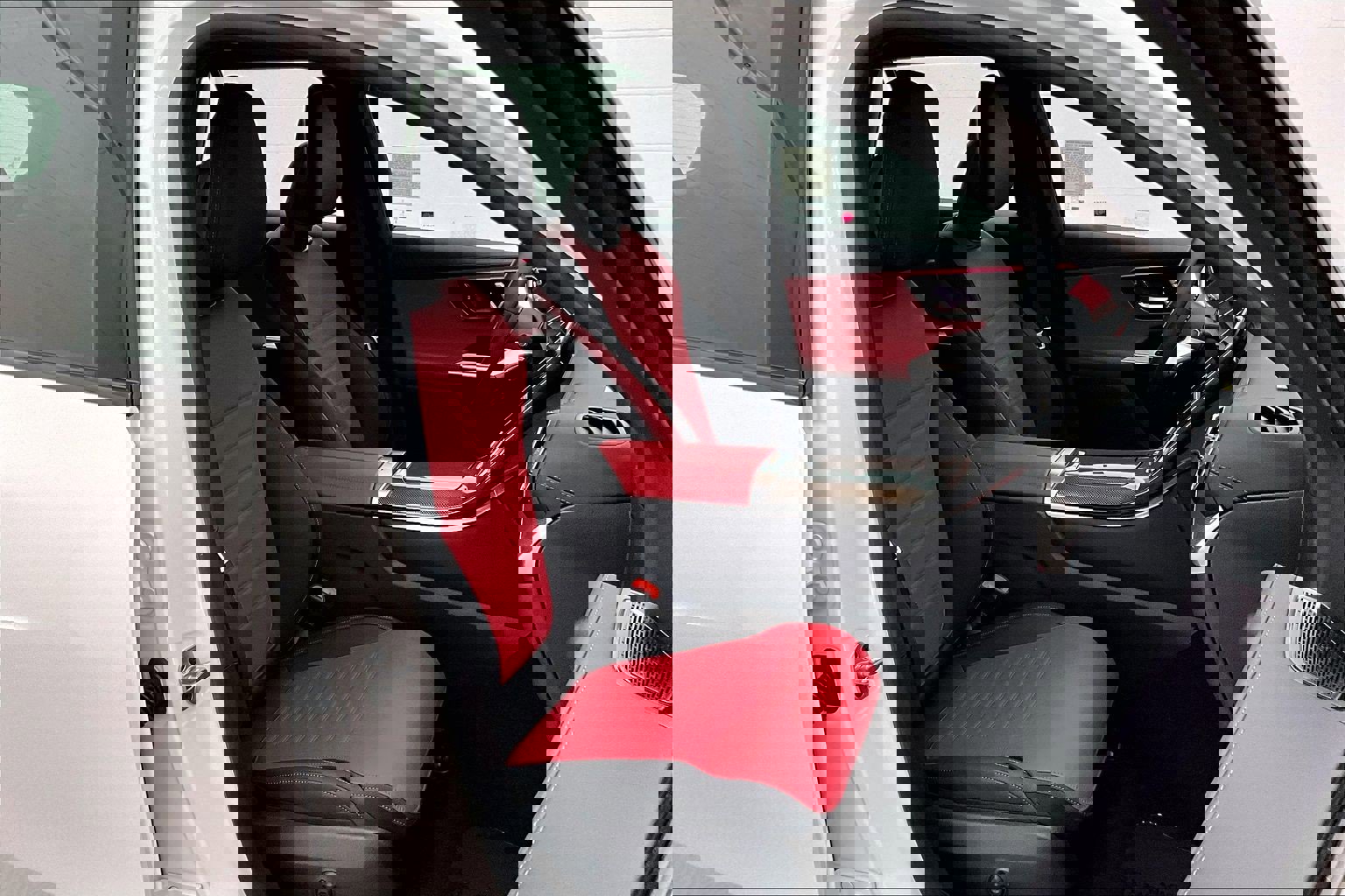 Used 2026 Mercedes-Benz GLC 43 AMG 4MATIC image 6