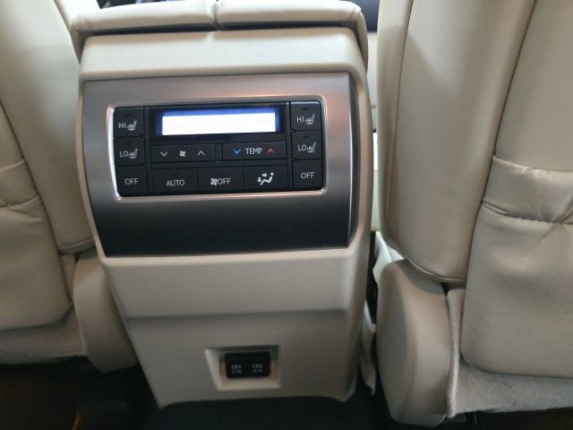 Used 2023 Lexus GX 460 Premium w/ Premium Package image 10