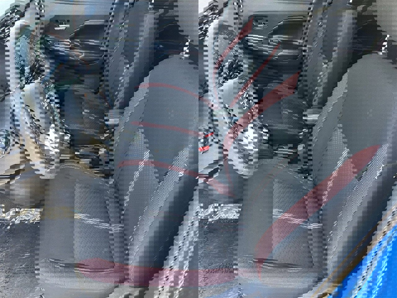 Certified 2023 Nissan Versa SR w/ Trunk Package image 27