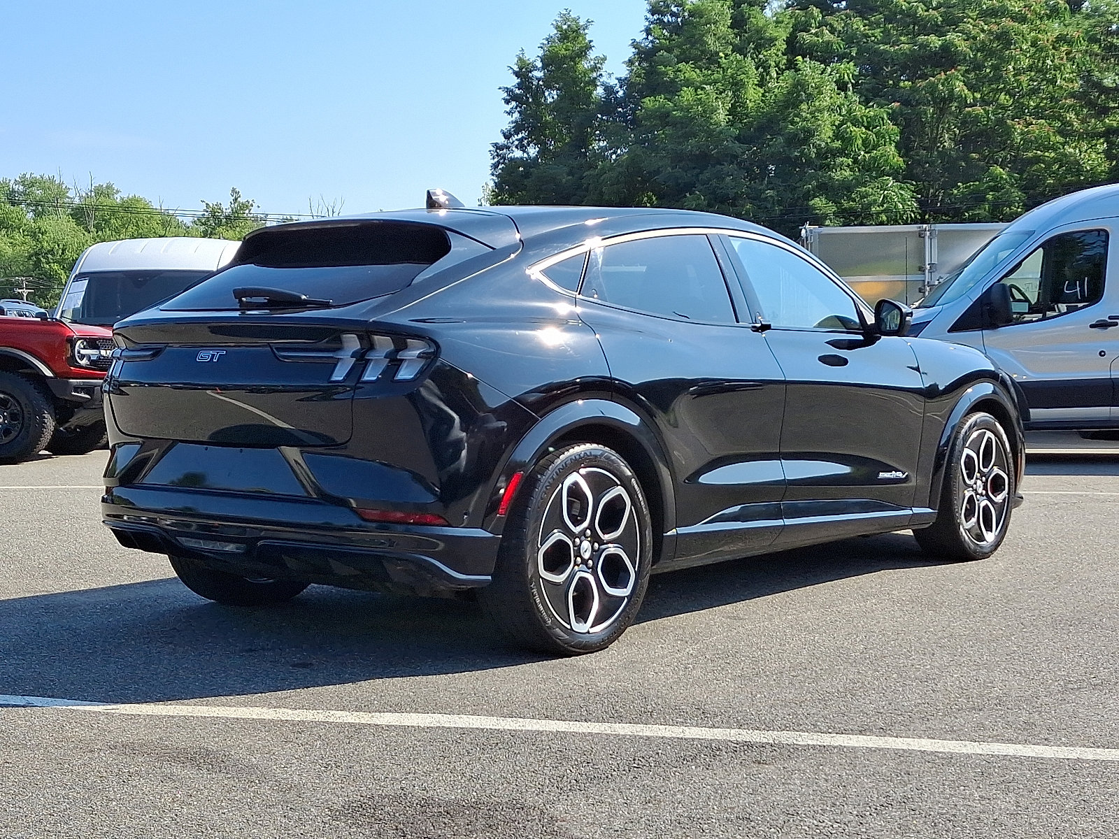 Certified 2022 Ford Mustang Mach-E GT image 11