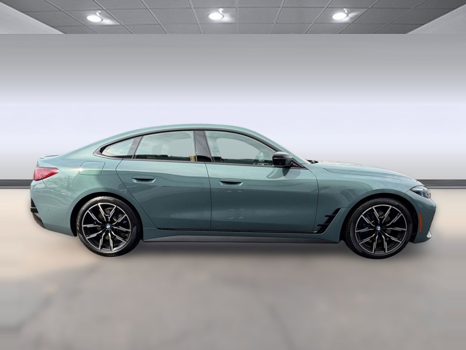 Certified 2025 BMW M440i image 8