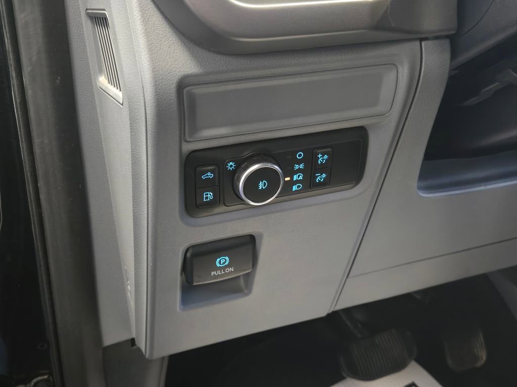 Used 2024 Ford F150 XLT w/ Mobile Office Package image 10