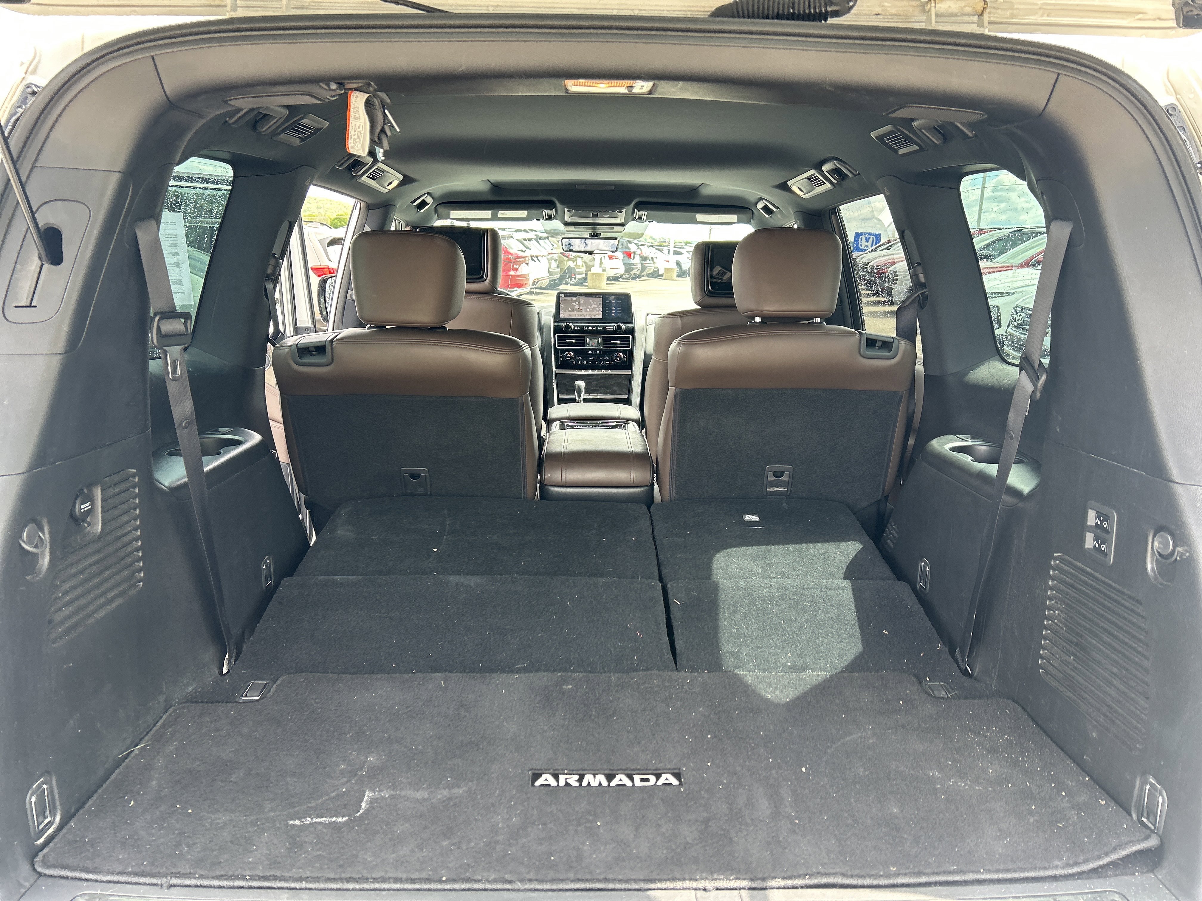 Used 2023 Nissan Armada Platinum w/ Captain's Chairs Package AWD/4WD image 27