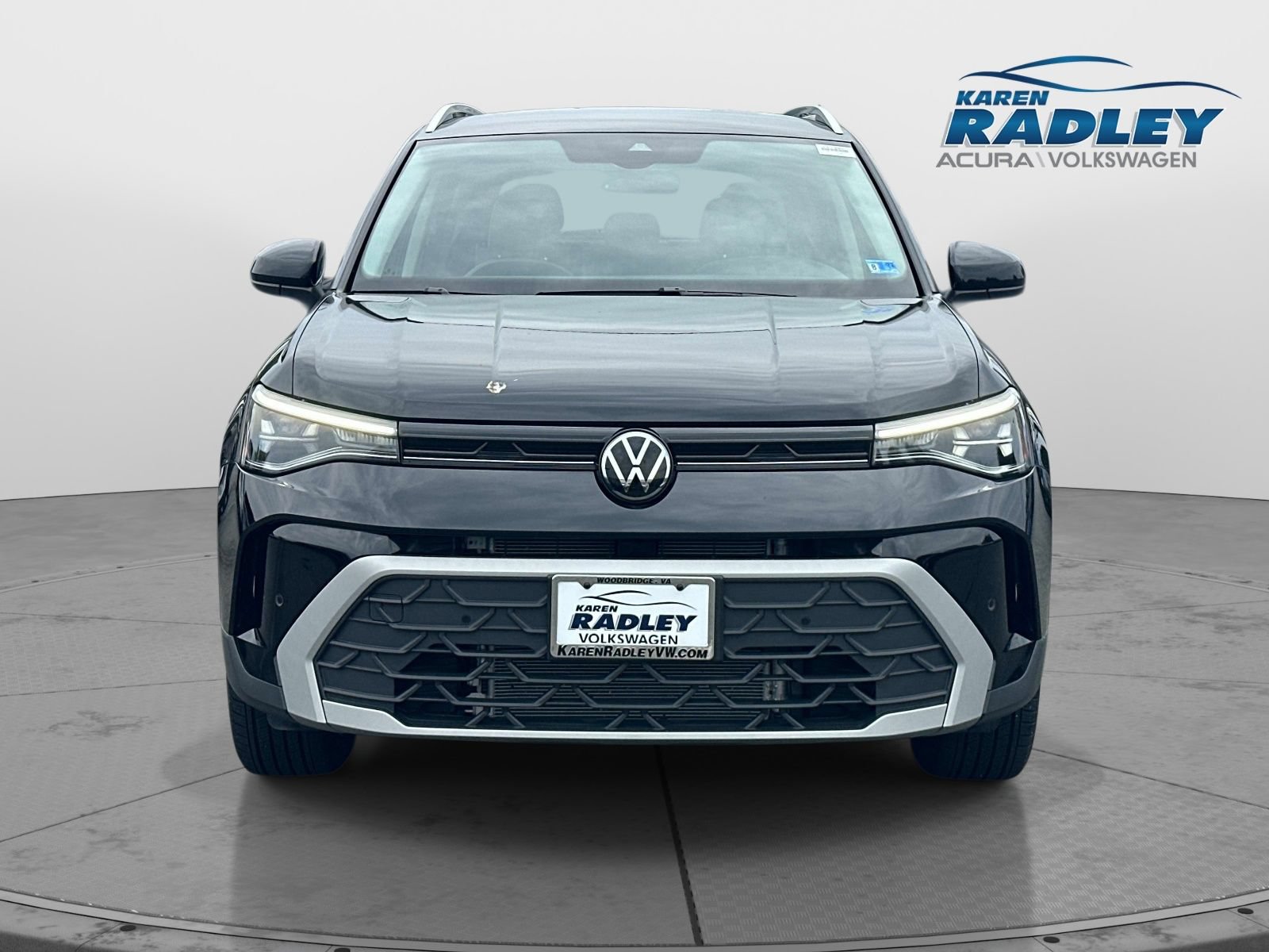 Certified 2025 Volkswagen Taos SE AWD/4WD image 6