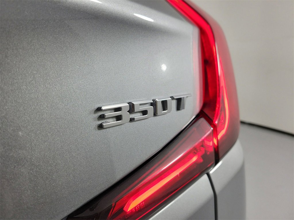 Certified 2025 Cadillac XT4 Premium Luxury image 5