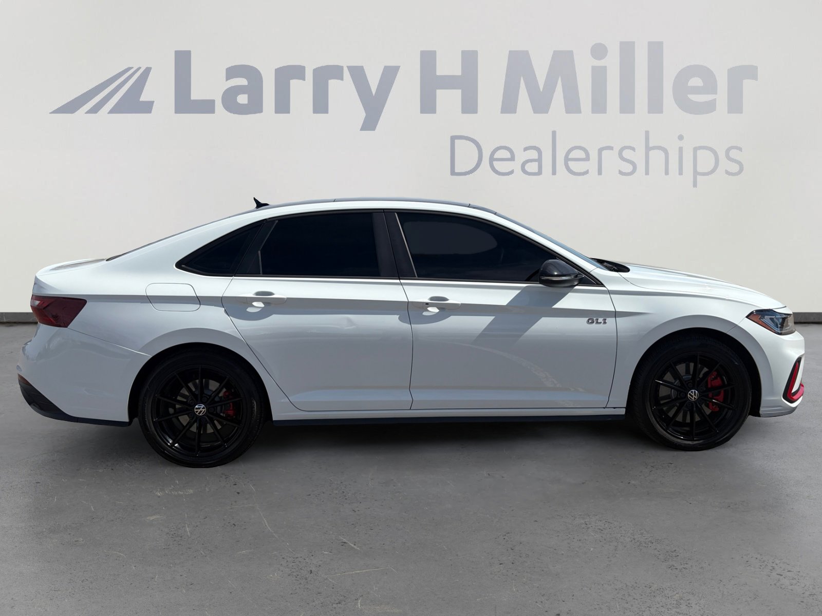 Used 2025 Volkswagen Jetta GLI Autobahn image 7