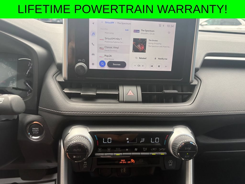 Used 2024 Toyota RAV4 XLE AWD/4WD image 9