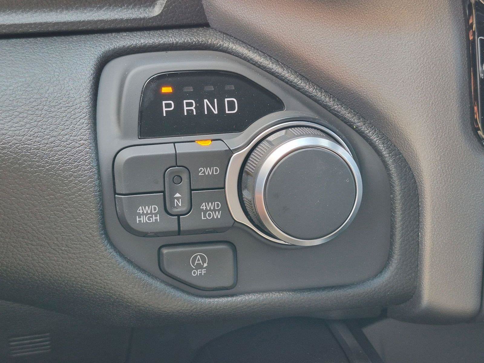 New 2026 RAM 1500 Express AWD/4WD image 29