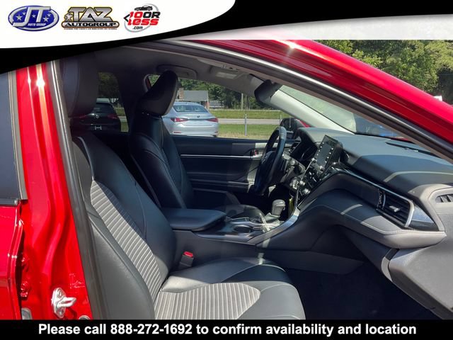 Used 2022 Toyota Camry SE FWD image 13