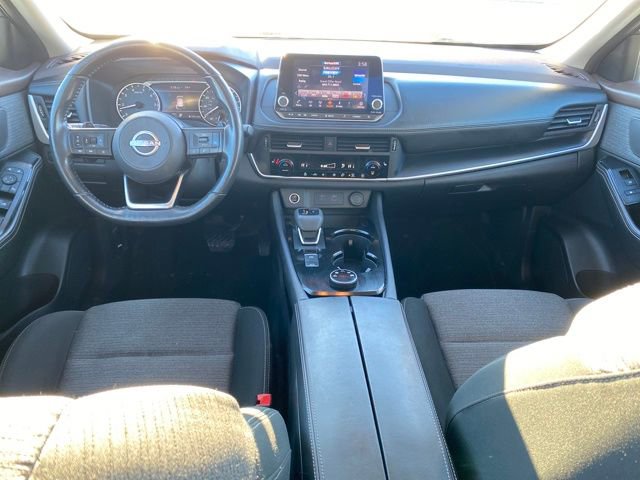 Used 2022 Nissan Rogue S image 5