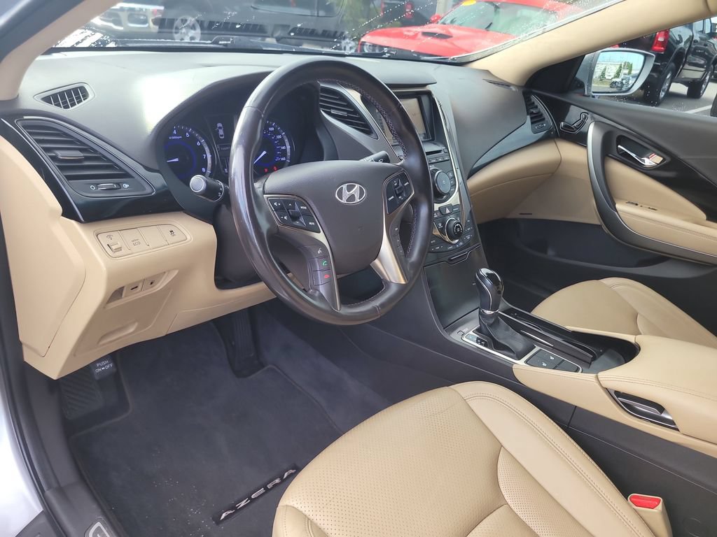 Used 2013 Hyundai Azera FWD image 17