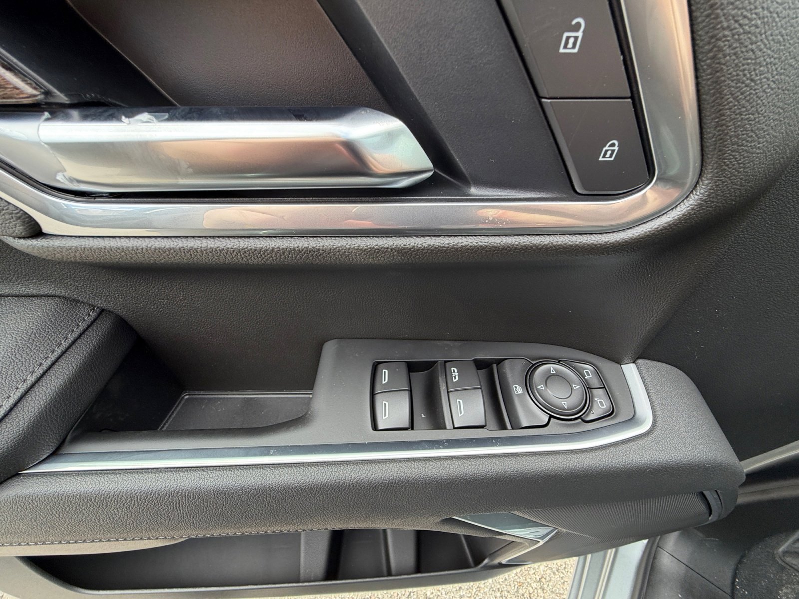 New 2026 Chevrolet Silverado 1500 LT AWD/4WD image 18